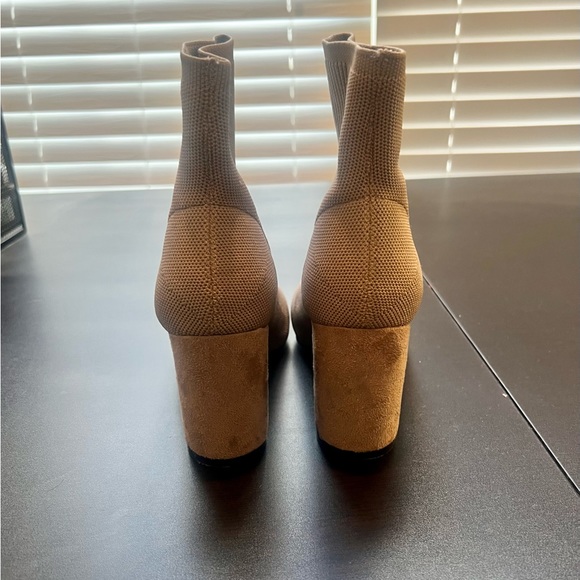 MIA Braxton Block Heel Boot - Picture 4 of 8